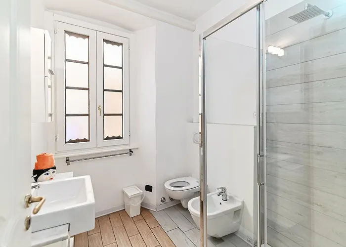 Joivy Al Duomo בית הארחה